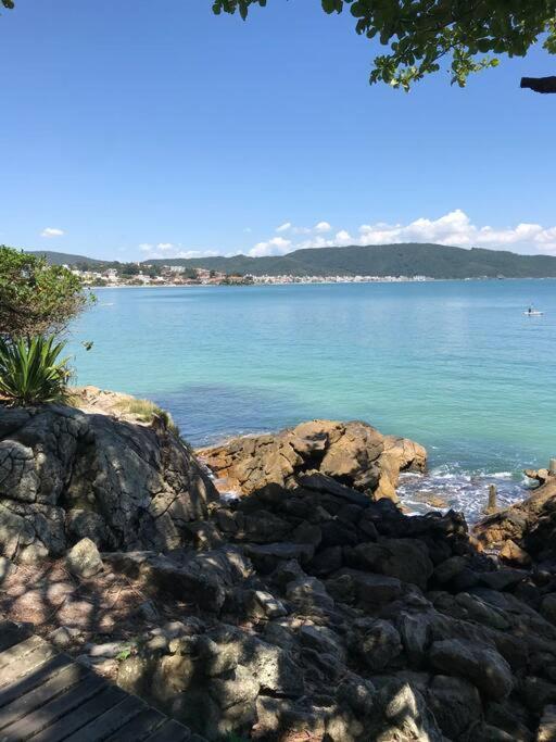 Apto Em Condominio No Centro De Bombinhas, Proximo Da Praia Exterior foto