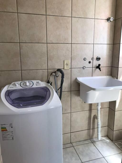 Apto Em Condominio No Centro De Bombinhas, Proximo Da Praia Exterior foto